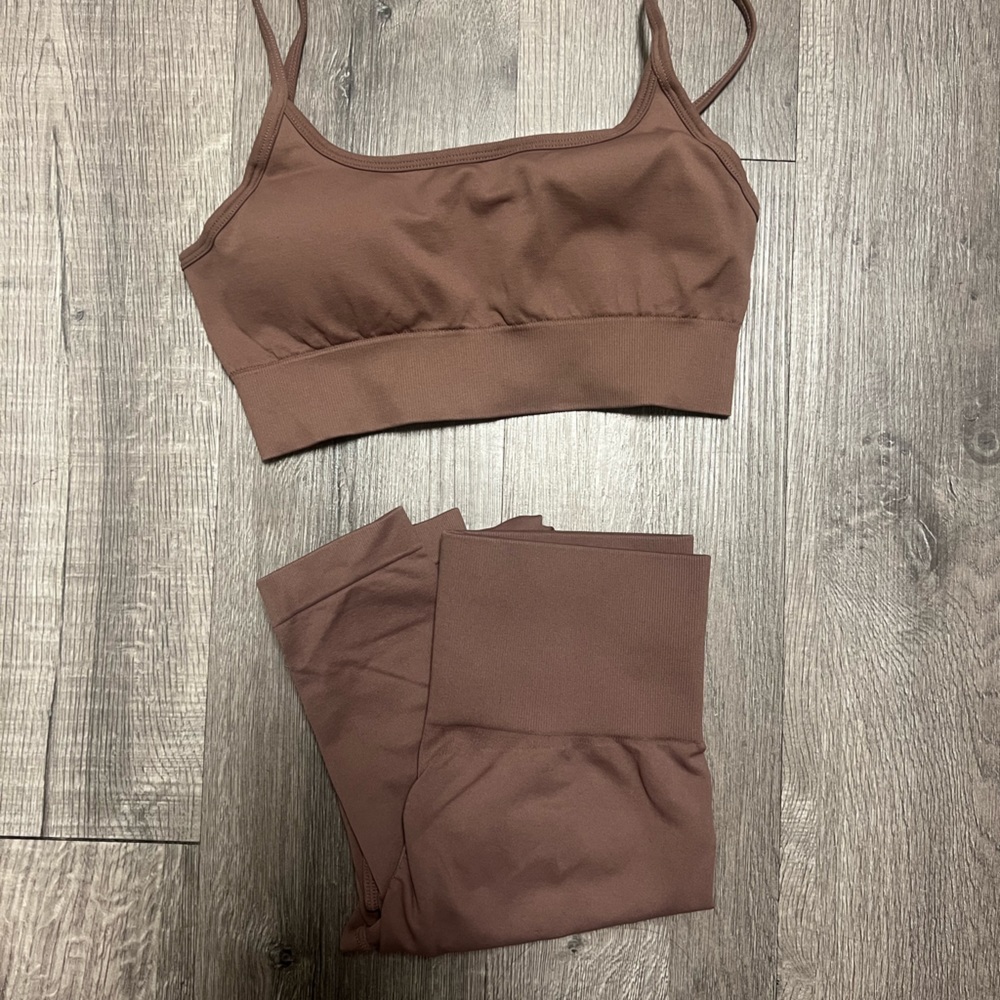 🖤Workout/Lounge Set 🖤 - Picture 5 of 5